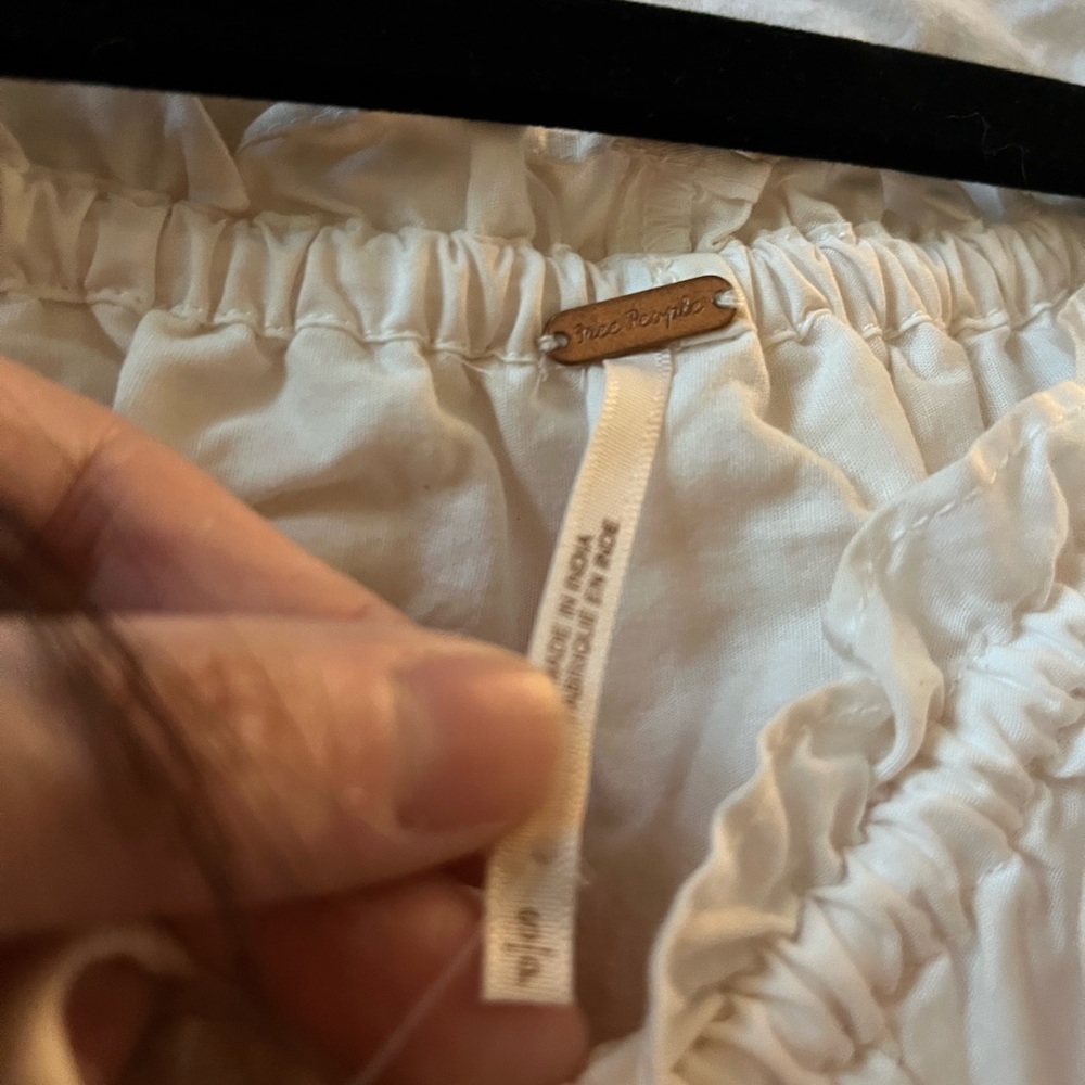 Free People Ruffle Neck Top - NEW! - Picture 4 of 5